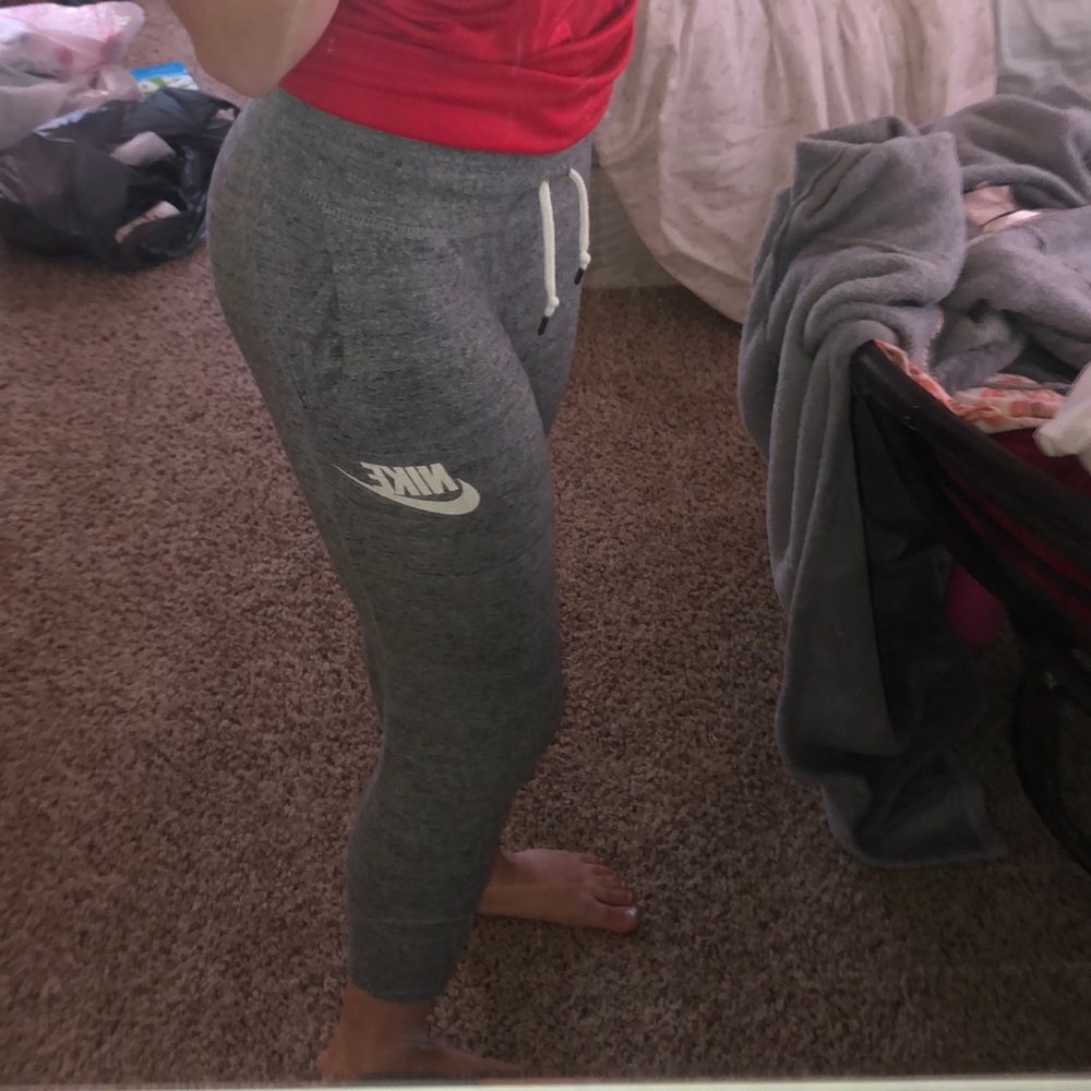 Nike joggers